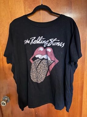 Torrid Black Rolling Stones Graphic Tee